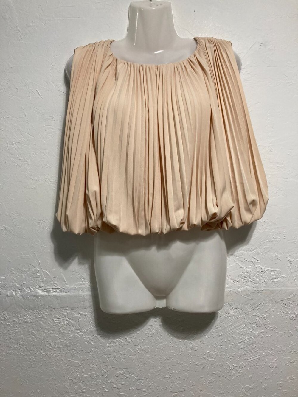 Mare Mare ANTHROPOLOGIE Bubble Hem Top Pleated Sleeveless Accordion Ethereal S
